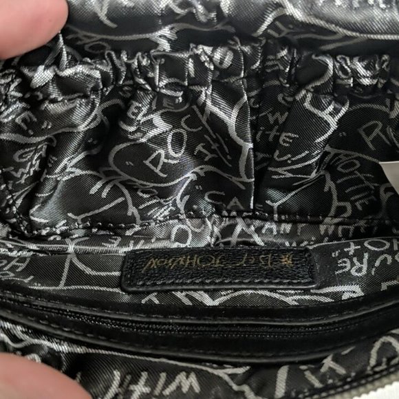 BETSY JOHNSON Black Cream Faux Leather Medium Size Clutch with Front Bow Tie - Picture 5 of 6